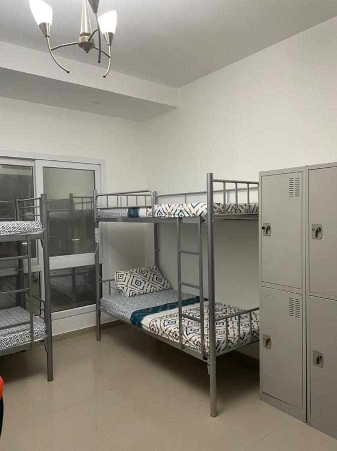 Brand New Boys Hostel 5 Min Walk From Burjuman Metro Station Exit-4 With All Brand New Furnishings & Free Facilities Дубай Экстерьер фото